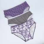 ⁦طقم داخلي نسائي قطني مُكون من 3 قطع بألوان متعددة⁩ - الصورة ⁦6⁩