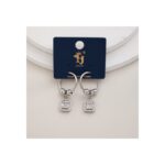 حلق فضي زركون أبيض مربع