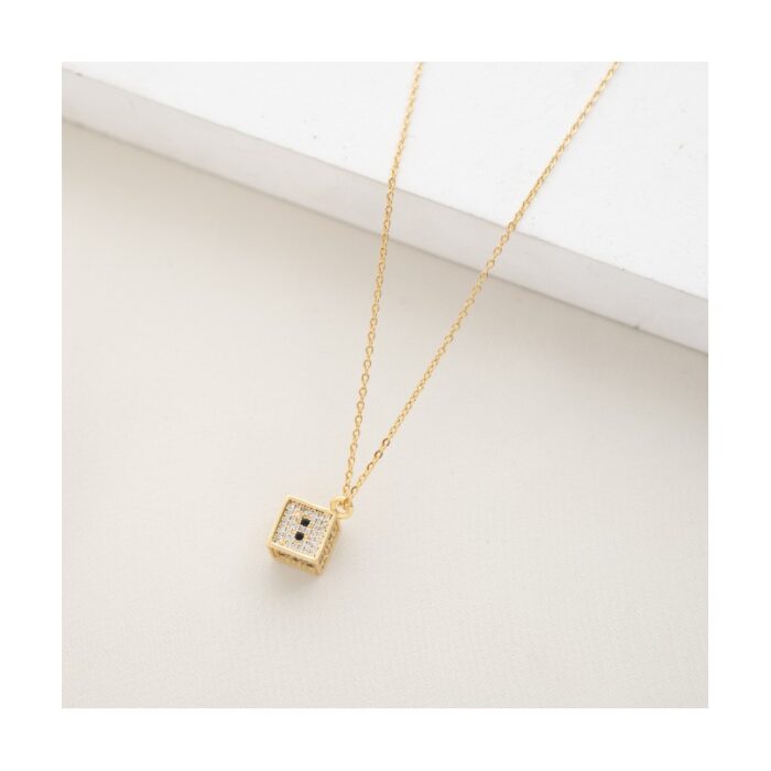 10334644_67dc4ab5b615f سلسال ذهبي بتصميم حجر نرد - الصورة 1