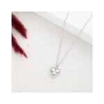 سلسال فضي على شكل قلب مع لولو