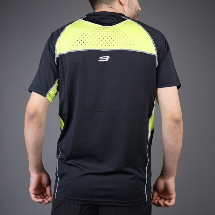 ⁦تيشيرت سكيتشرز قطنية للرجال لون اسود⁩ - الصورة ⁦3⁩