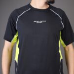 ⁦تيشيرت سكيتشرز قطنية للرجال لون اسود⁩ - الصورة ⁦6⁩