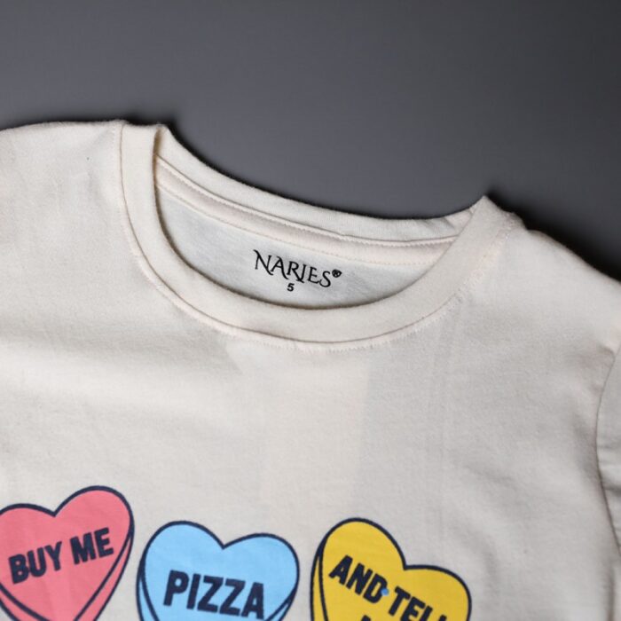 ⁦طقم قطعتين تيشيرت وشورت للأطفال لون أصفر بارد وزهري⁩ - الصورة ⁦5⁩