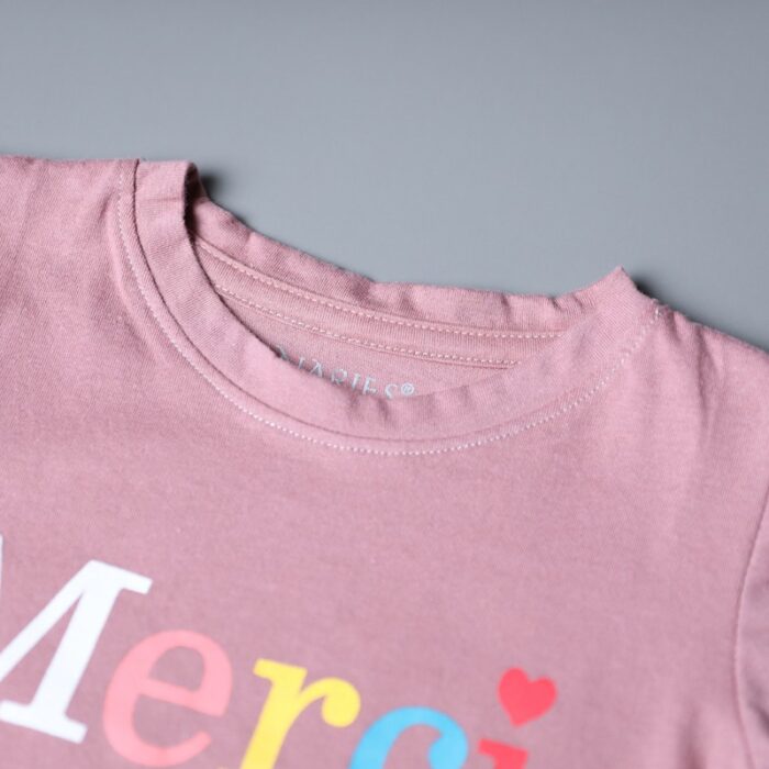 10334754_67dc4bdab221b طقم قطعتين تيشيرت وشورت للأطفال لون نهدي وكحلي - الصورة 1