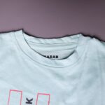 ⁦طقم قطعتين تيشيرت وشورت للأطفال لون أخضر ورمادي⁩ - الصورة ⁦5⁩