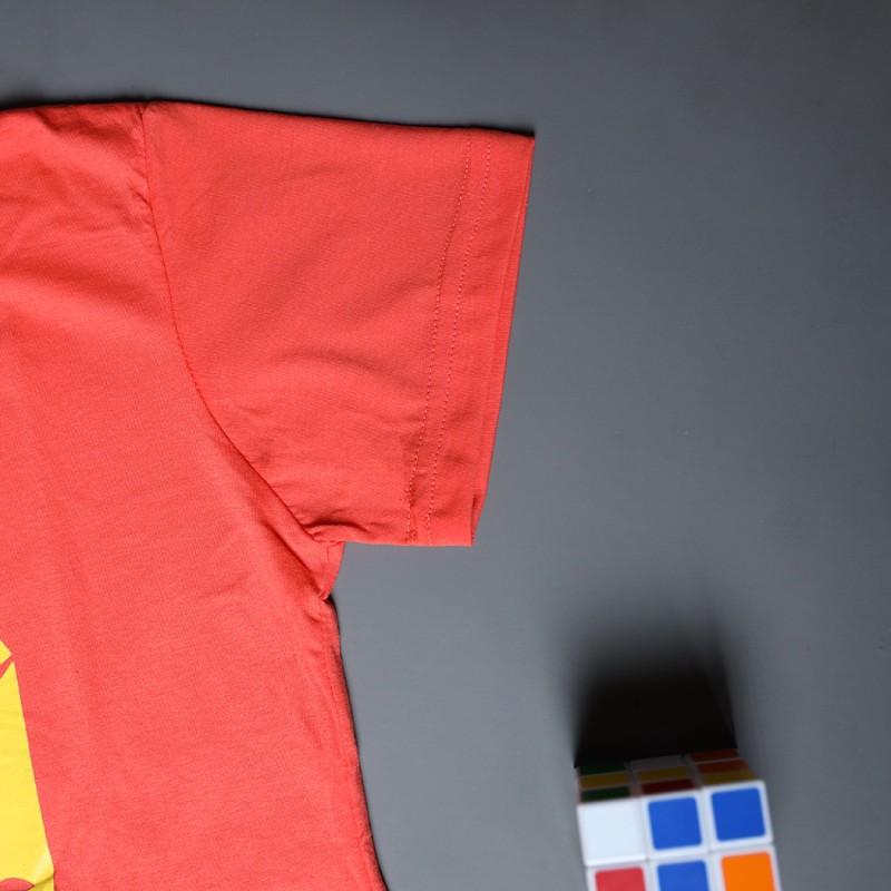 ⁦طقم قطعتين تيشيرت وشورت للأطفال لون برتقالي وخمري⁩ - الصورة ⁦1⁩