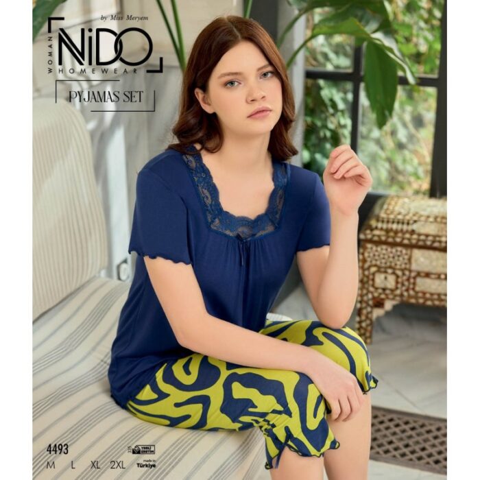 10334810_67dc4c7fe74ba طقم بيجامة بيتية تيشيرت و برمودا كحلي - الصورة 1