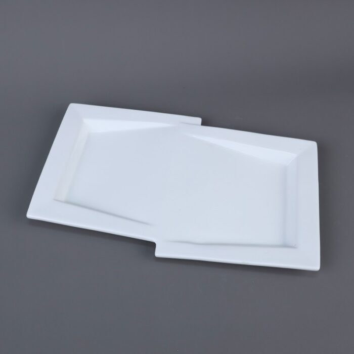 ⁦صحن بورسلان بتصميم شبه مستطيل حجم 32×19 سم لون أبيض⁩ - الصورة ⁦2⁩
