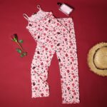 ⁦بجامة صيفية للنساء لون زهري برسومات مختلفة⁩ - الصورة ⁦2⁩