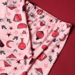 ⁦بجامة صيفية للنساء لون زهري برسومات مختلفة⁩ - الصورة ⁦3⁩