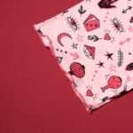 ⁦بجامة صيفية للنساء لون زهري برسومات مختلفة⁩ - الصورة ⁦4⁩