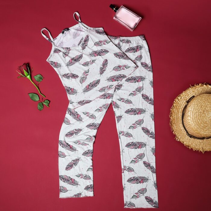 ⁦بجامة صيفية للنساء لون أخضر فاتح بتصميم ريشة⁩ - الصورة ⁦2⁩