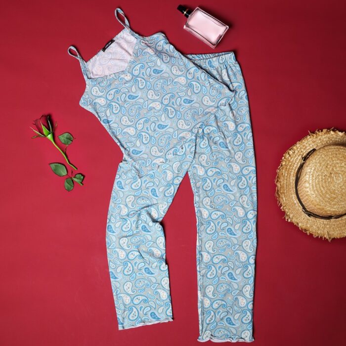 ⁦بجامة صيفية للنساء لون أزرق بتصميم زخارف⁩ - الصورة ⁦2⁩