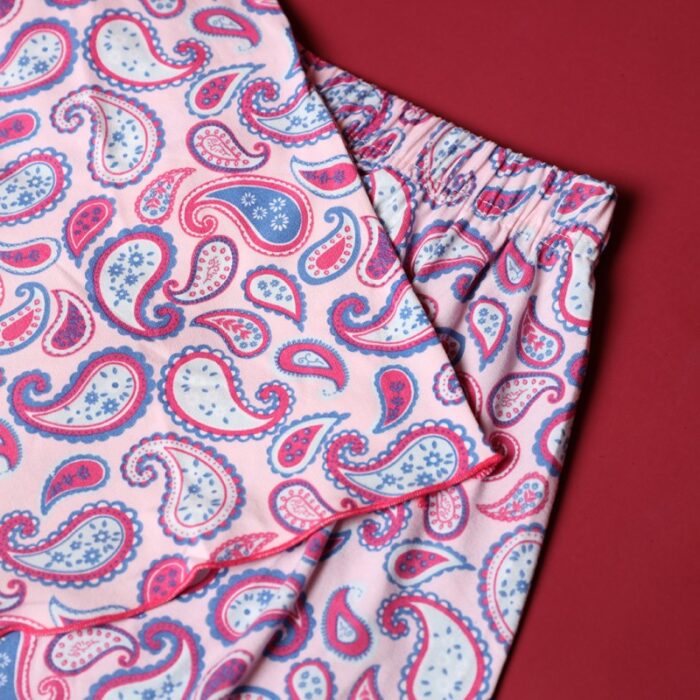 ⁦بجامة صيفية للنساء لون زهري بتصميم زخارف⁩ - الصورة ⁦3⁩