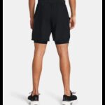 ⁦شورت اندر ارمور لانش7 2 في 1 للرجال لون اسود-Under Armour Men's UA Launch 7" 2-in-1 Shorts⁩ - الصورة ⁦2⁩