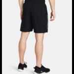 ⁦شورت اندر ارمور تيك ويفن ورد مارك للرجال لون اسود-Under Armour Men's Tech™ Woven Wordmark Shorts⁩ - الصورة ⁦2⁩