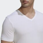 ⁦تيشيرت اديداس اكتيف فليكس للرجال لون ابيض-adidas Mens' Active Flex Cotton V-Neck T-Shirt⁩ - الصورة ⁦5⁩