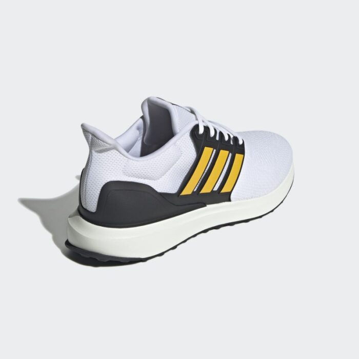 ⁦حذاء اديداس يو بونص دي ان ايه للرجال لون ابيض-adidas Mens' UBounce DNA Shoes - White⁩ - الصورة ⁦7⁩