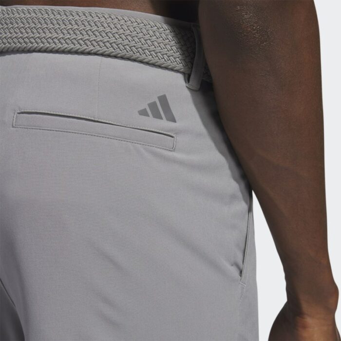⁦شورت اديداس جولف للرجال لون رمادي-adidas Men's Golf Ultimate365 8.5-Inch Golf Shorts⁩ - الصورة ⁦5⁩