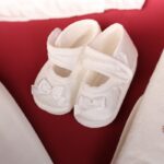 ⁦طقم للأطفال حديثي الولادة 10 قطع لون أوف وايت وبيج⁩ - الصورة ⁦11⁩