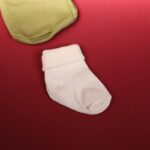 ⁦طقم للأطفال حديثي الولادة 10 قطع لون أبيض وأخضر⁩ - الصورة ⁦5⁩