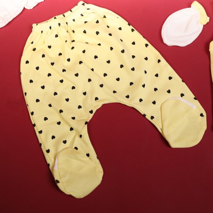 ⁦طقم للأطفال حديثي الولادة 10 قطع لون أصفر⁩ - الصورة ⁦5⁩