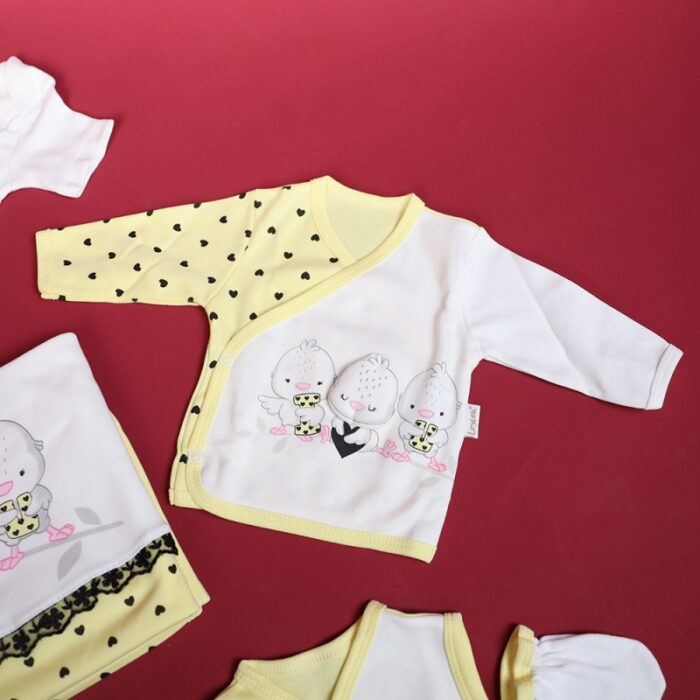 ⁦طقم للأطفال حديثي الولادة 10 قطع لون أصفر⁩ - الصورة ⁦6⁩