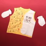 ⁦طقم للأطفال حديثي الولادة 10 قطع لون أصفر و أبيض⁩ - الصورة ⁦7⁩
