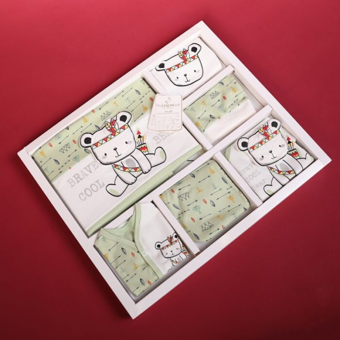 ⁦طقم للأطفال حديثي الولادة 10 قطع لون أخضر و أبيض⁩ - الصورة ⁦2⁩