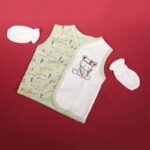 ⁦طقم للأطفال حديثي الولادة 10 قطع لون أخضر و أبيض⁩ - الصورة ⁦5⁩