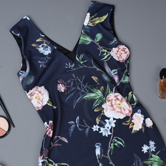 ⁦فستان حفر للنساء لون كحلي بتصميم عصفور⁩ - الصورة ⁦3⁩