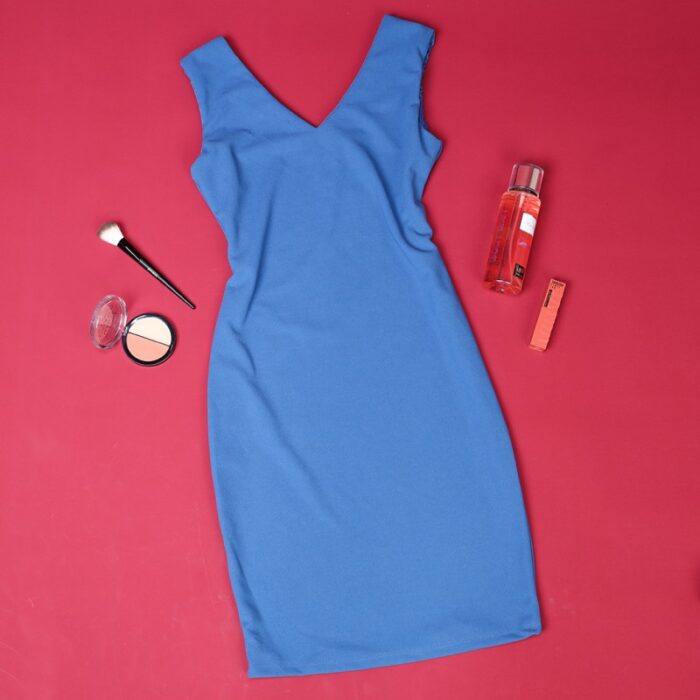 ⁦فستان حفر للنساء لون أزرق سادة⁩ - الصورة ⁦2⁩