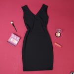 ⁦فستان حفر للنساء لون أسود سادة⁩ - الصورة ⁦6⁩