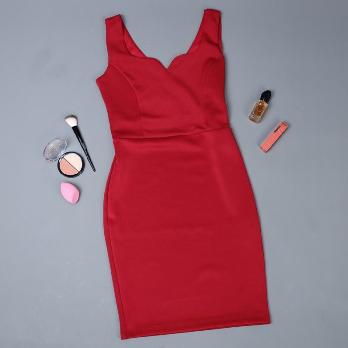 10335166_67dc4f04495bb فستان حفر للنساء لون خمري - الصورة 1