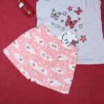 ⁦بجامة حفر عريض مع شورت لون رمادي⁩ - الصورة ⁦2⁩