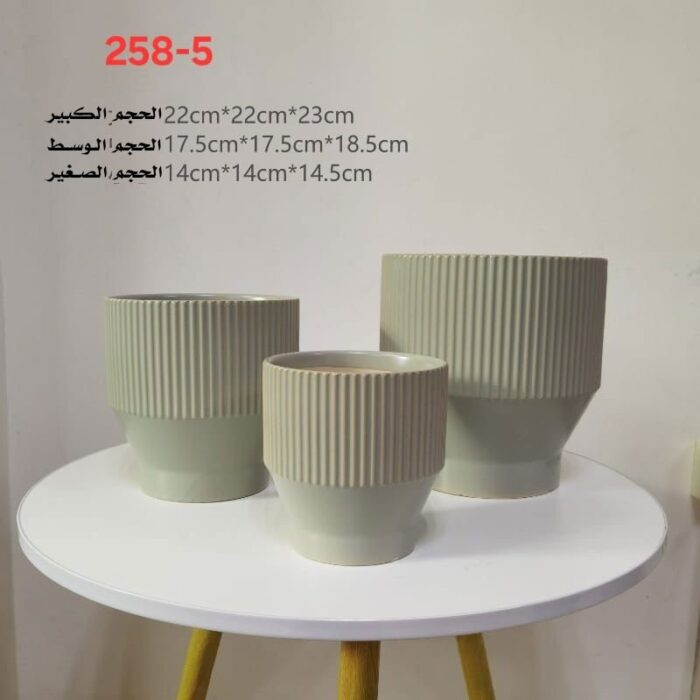 ⁦طقم قوار زراعة 3 قطع لون فستقي⁩ - الصورة ⁦1⁩