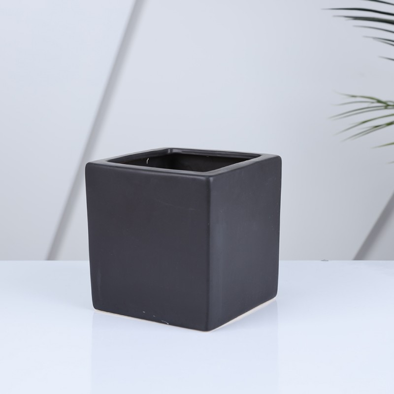 ⁦قوار بورسلان قطعة واحدة لون أسود⁩ - الصورة ⁦1⁩