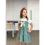 فستان بناتي بتصميم عصري للأطفال لون أخضر وأبيض