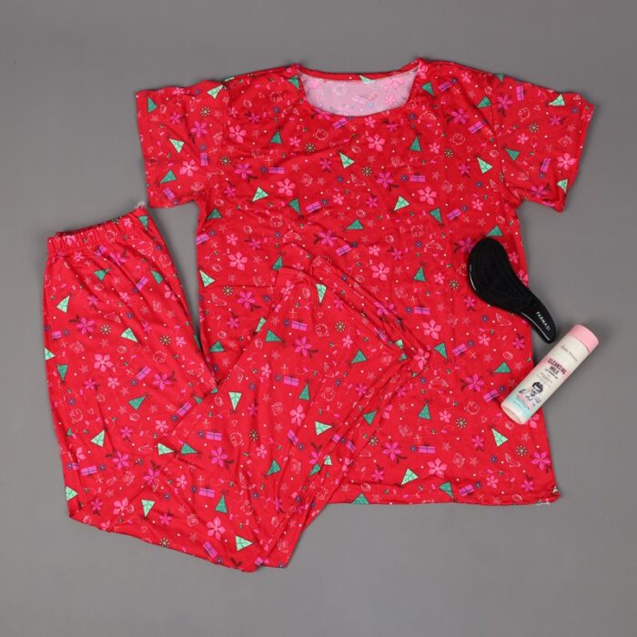 ⁦بجامة ستاتي مورد مكونه من قطعتين بنطلون وتيشيرت قطني لون أحمر⁩ - الصورة ⁦5⁩