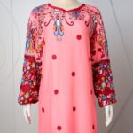 ⁦قميص بيتي للنساء كم طويل لون زهري⁩ - الصورة ⁦3⁩