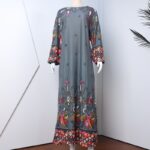 ⁦قميص بيتي للنساء كم طويل لون سكني غامق⁩ - الصورة ⁦4⁩