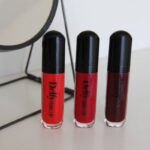 ⁦Delfy 3D Volume Lip Gloss with Lip Line Perfector (Black Dahlia) 7 ML- محدد شفاه مع جلوس من ديلفي⁩ - الصورة ⁦2⁩