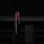 ⁦Delfy Velvetly Matt Lipstick - Marsala 4 G- احمر شفاه كريمي من ديلفي حجم 4 غم⁩ - الصورة ⁦5⁩