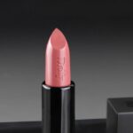 ⁦delfy lip stick matt desrt(مات )احمر شفاه كريمي مطفي 4غرام⁩ - الصورة ⁦4⁩