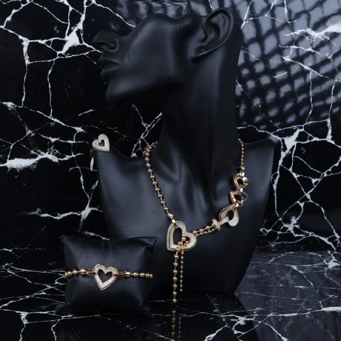 10336153_67dc5655dcf59 طقم اكسسوارات 3 قطع بتصميم قلب لون ذهبي حجم 6 - الصورة 1