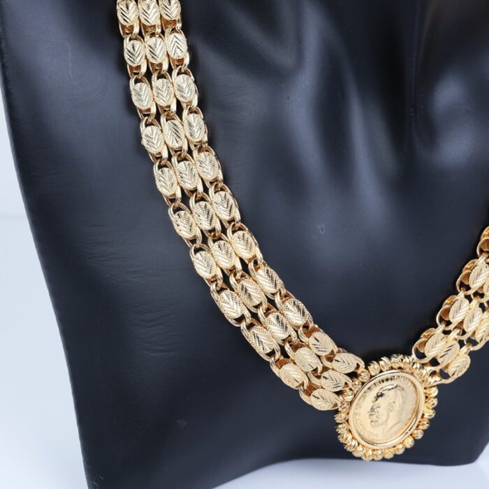 ⁦طقم اكسسوارات بلدي 3 قطع لون ذهبي⁩ - الصورة ⁦5⁩