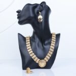 ⁦طقم اكسسوارات بلدي 3 قطع لون ذهبي⁩ - الصورة ⁦7⁩