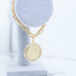 ⁦سوار ذهبي بتصميم ليرة مع زركون أبيض⁩ - الصورة ⁦2⁩