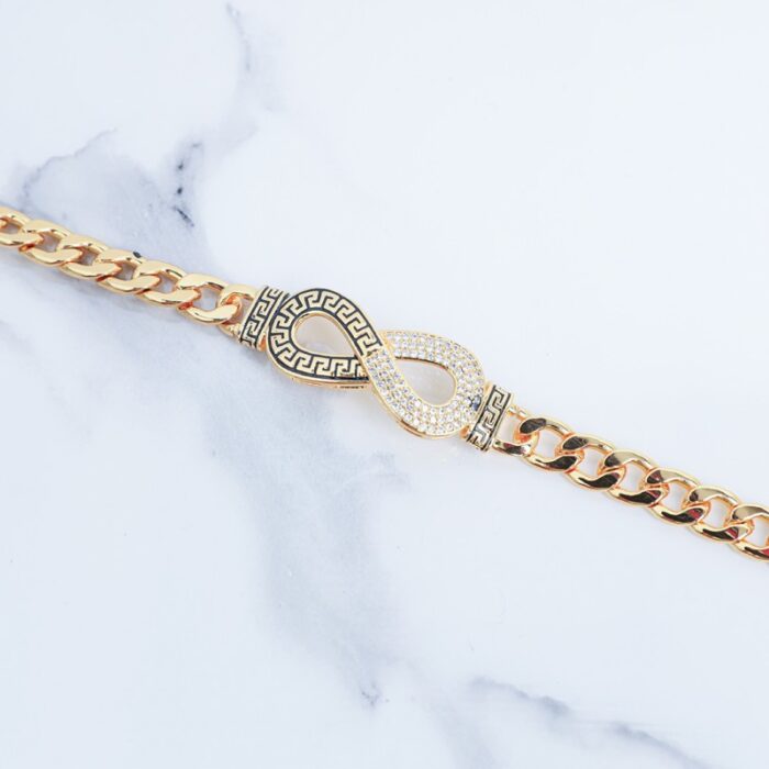 ⁦سوار ذهبي بتصميم انفنتي⁩ - الصورة ⁦2⁩