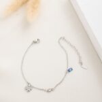 خلخال فضي بتصميم وردة